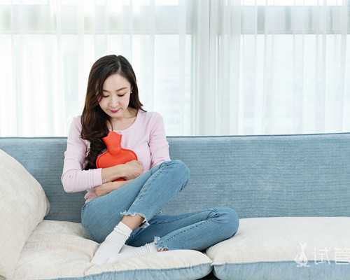 见红了肚子微痛还有多久要生？